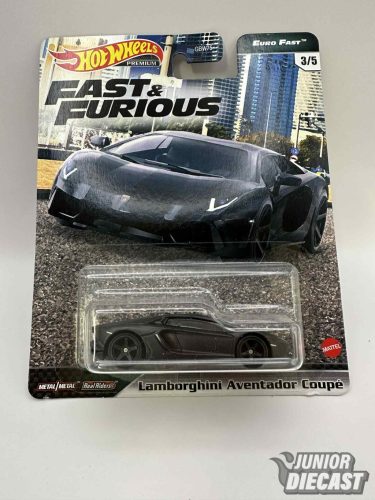 Hot Wheels Lamborghini Aventador Coupe 