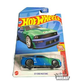 Hot Wheels '07 Ford Mustang