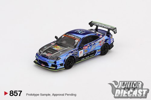 (Előrendelés) Mini GT NISSAN SILVIA S15 #70 D-MAX RACING D1 GRAND PRIX 2023 (Bliszteres)