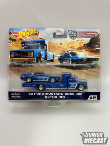 Hot Wheels '69 Ford Mustang Boss 302 & Retro Rig #19