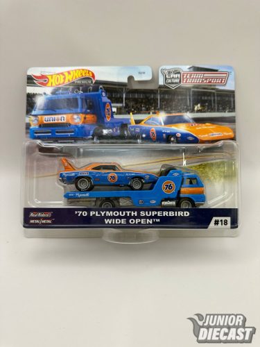 Hot Wheels '70 Plymouth Superbird & Wide Open #18
