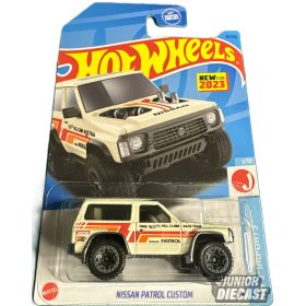 Hot Wheels Nissan Patrol Custom