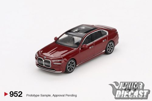 MINI GT BMW I7 XDRIVE60 AVENTURIN RED 2023 