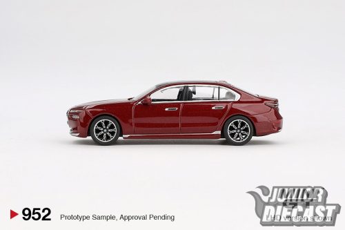 MINI GT BMW I7 XDRIVE60 AVENTURIN RED 2023 