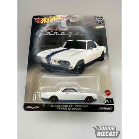 Hot Wheels '66 Chevrolet Corvair Yenko Stinger 