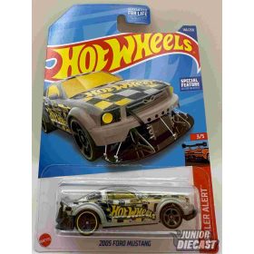 Hot Wheels 2005 Ford Mustang