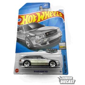 Hot Wheels '94 Audi Avant RS2 (Walmart Exclusive)