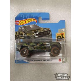 Hot Wheels '19 Chevy Silverado Trail Boss LT
