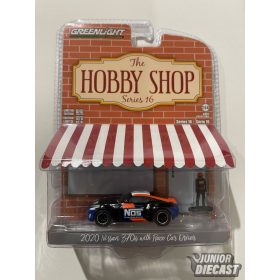 Greenlight 2020 Nissan 370z with Race Car Driver