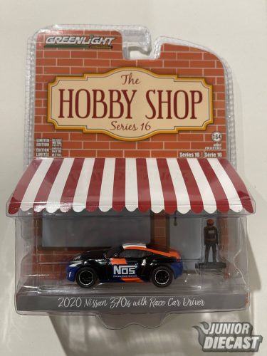 Greenlight 2020 Nissan 370z with Race Car Driver