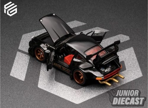 (Előrendelés) FG RWB 930