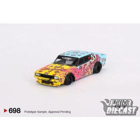   Mini GT NISSAN SKYLINE KENMERI LIBERTY WALK LBWK KUMA 1973 (dobozos)