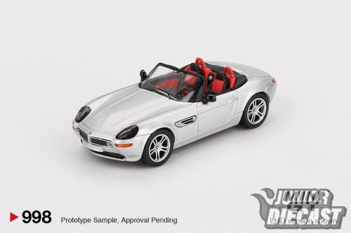 Mini GT BMW Z8 TITANIUM SILVER 2003