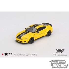 Mini GT FORD MUSTANG LB-WORKS TRIPLE YELLOW 2015 (dobozos)
