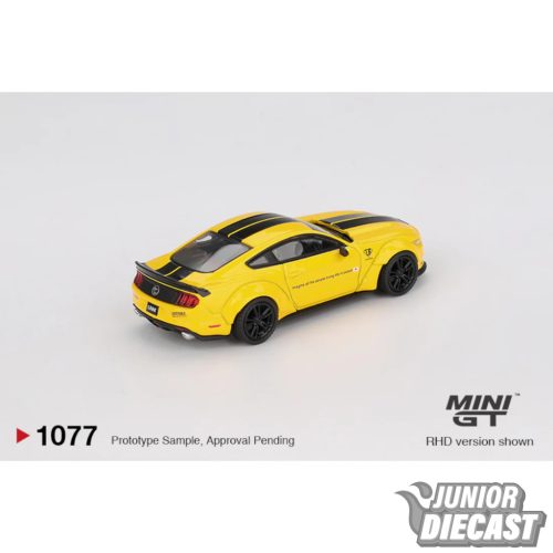 Mini GT FORD MUSTANG LB-WORKS TRIPLE YELLOW 2015 (dobozos)