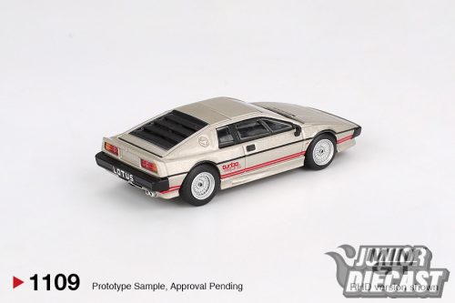Mini GT LOTUS ESPRIT TURBO METALLIC SILVER 1980 (dobozos)