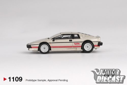 Mini GT LOTUS ESPRIT TURBO METALLIC SILVER 1980 (dobozos)