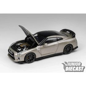   (Előrendelés) Motorhelix Nissan GT-R (R35) Engineered By NISMO T-Spec