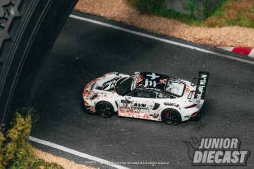 (Előrendelés) Tarmac PORSCHE 911 (992) GT3 R #13 SUZUKA 1000KM 2025