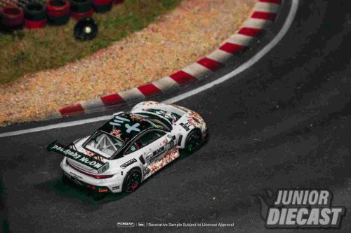 (Előrendelés) Tarmac PORSCHE 911 (992) GT3 R #13 SUZUKA 1000KM 2025