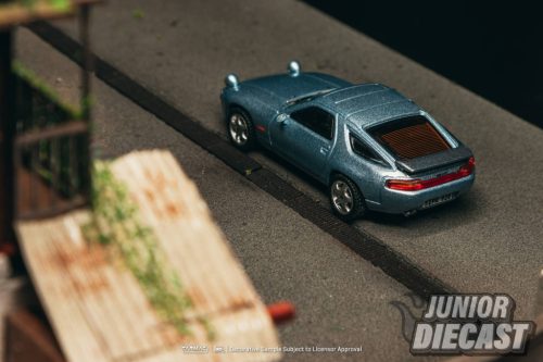 (Előrendelés) Tarmac PORSCHE 928 GTS BLUE METALLIC 1992 (bliszteres)