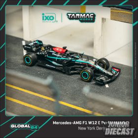  (Előrendelés) Tarmac 2024 Mercedes-AMG F1 W12 E Performance, New York Demo Run
