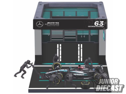 (Előrendelés) Burago 1/43 2023 Mercedes-AMG W14 #63 George Russell, E Performance Petronas Formula One Team, Pit Pass szett