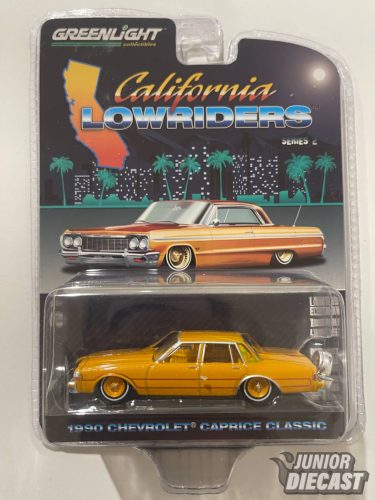Greenlight 1990 Chevrolet Caprice Classic with Continental Kit *California Lowriders*